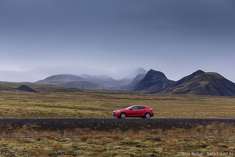 Buche deinen Mietwagen fühzeitig für deine Island Reise