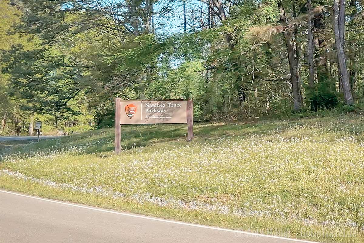 Der Natchez Trace Parkway ist 714 Kilometer lang.