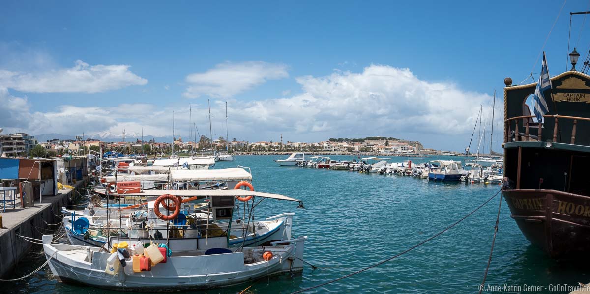 Marina von Rethymno mit Altstadtblick