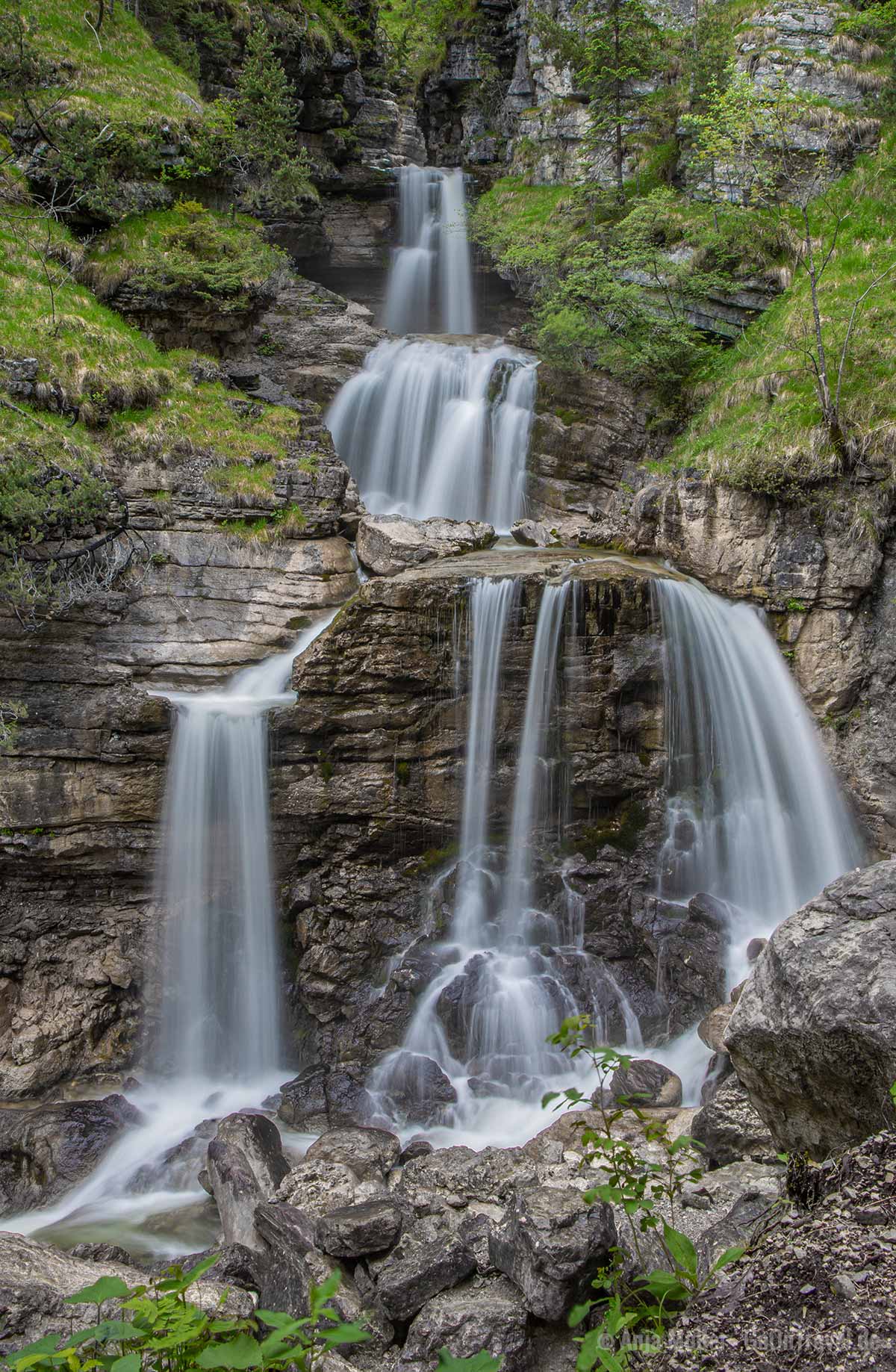 Einer der schönsten Wasserfälle in Bayern, die Kuhfluchtwasserfälle